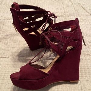 Guess size 8 Wedges